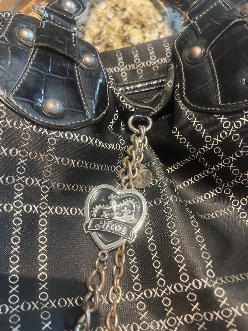 XOXO Black Logo-Print Chain-Accent Shoulder Bag - Picture 3 of 5